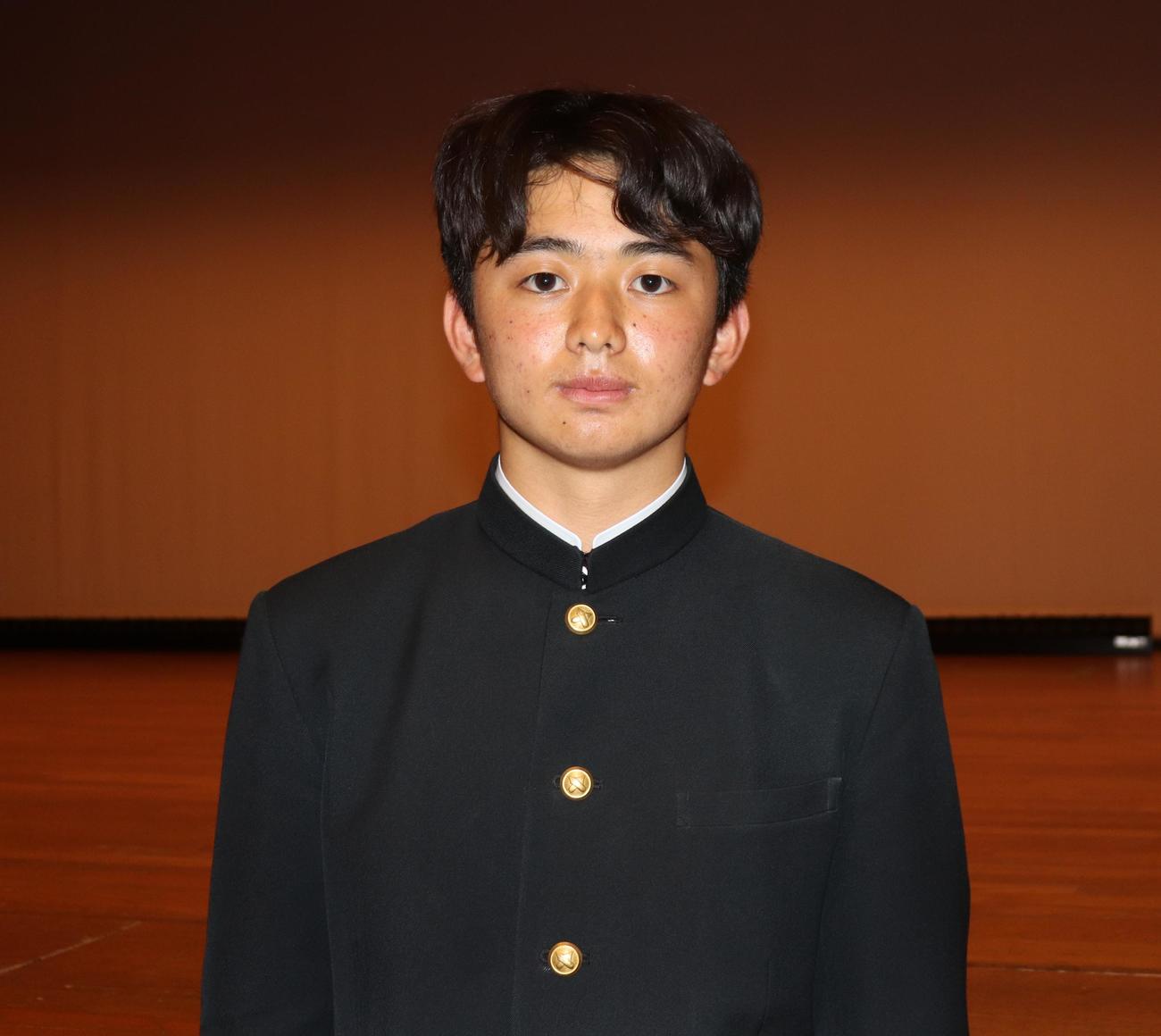 春季神奈川大会抽選会で意気込みを語った慶応・大鳥主務（撮影・星夏穂）
