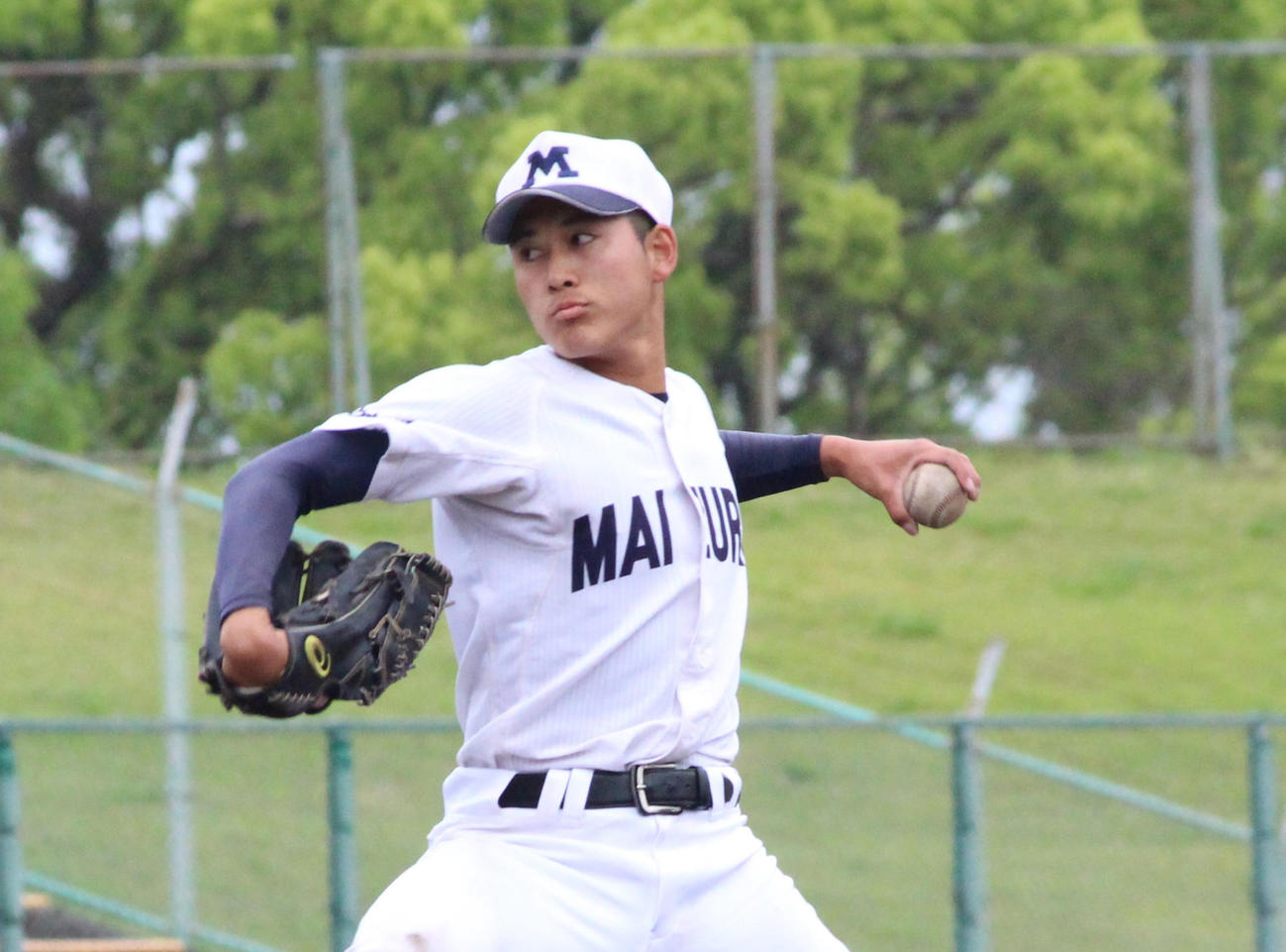4強入りに導いた大分舞鶴・糸永投手（撮影・菊川光一）
