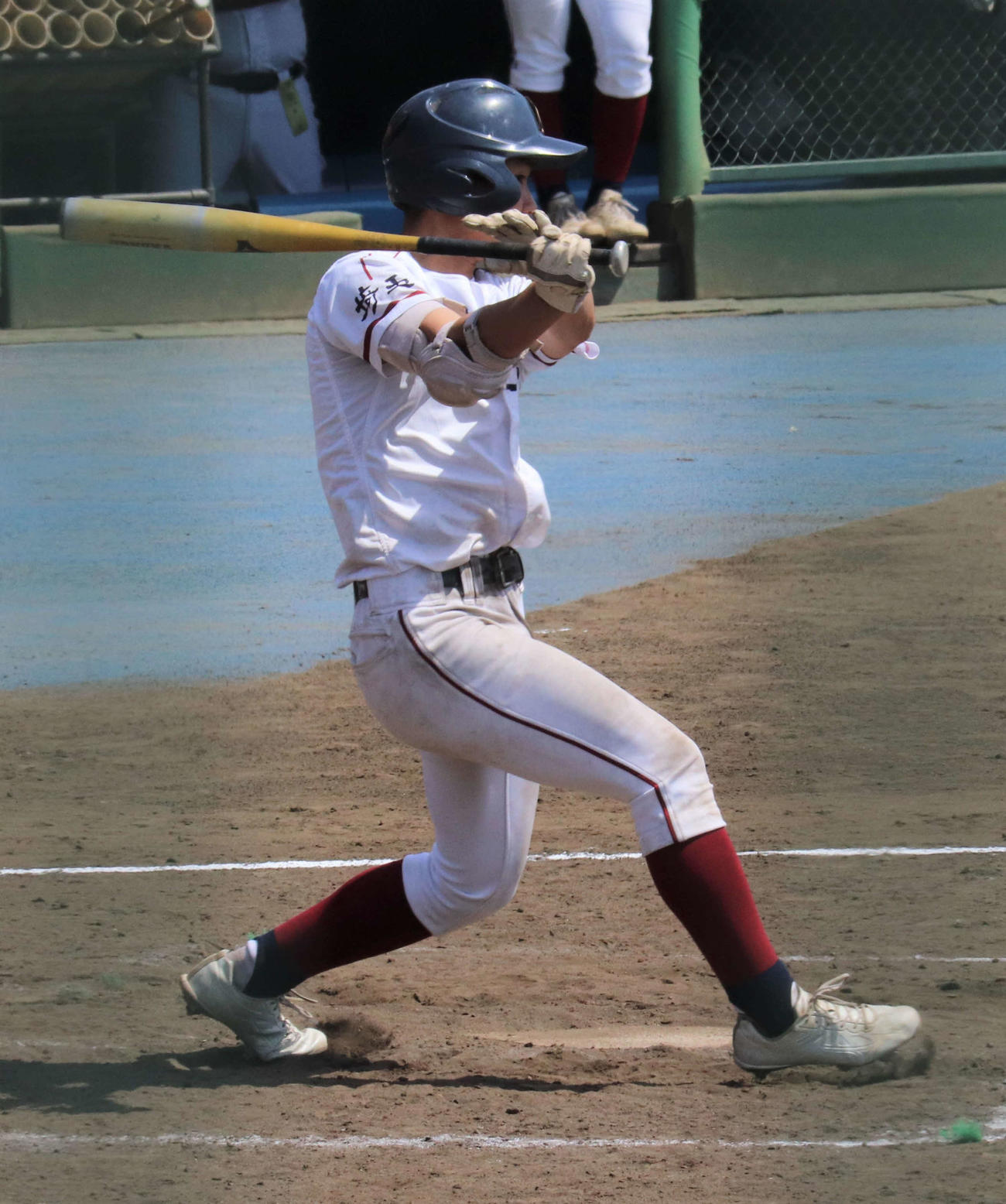 狭山清陵対西武学園文理　5回表狭山清陵無死一、二塁　中前適時打を放つ小達（撮影・星夏穂）