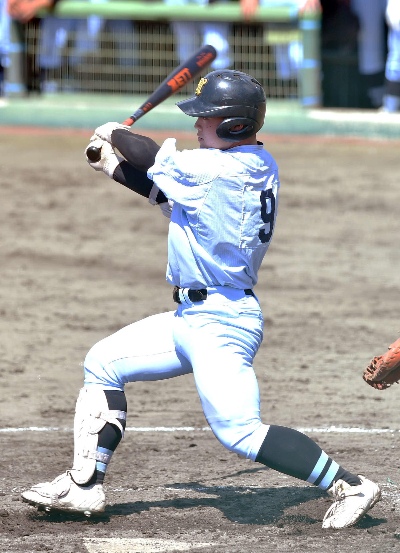 須賀川創英館対学法石川　4回裏学法石川1死二、三塁、適時右前打を放つ福田涼（撮影・相沢孔志）