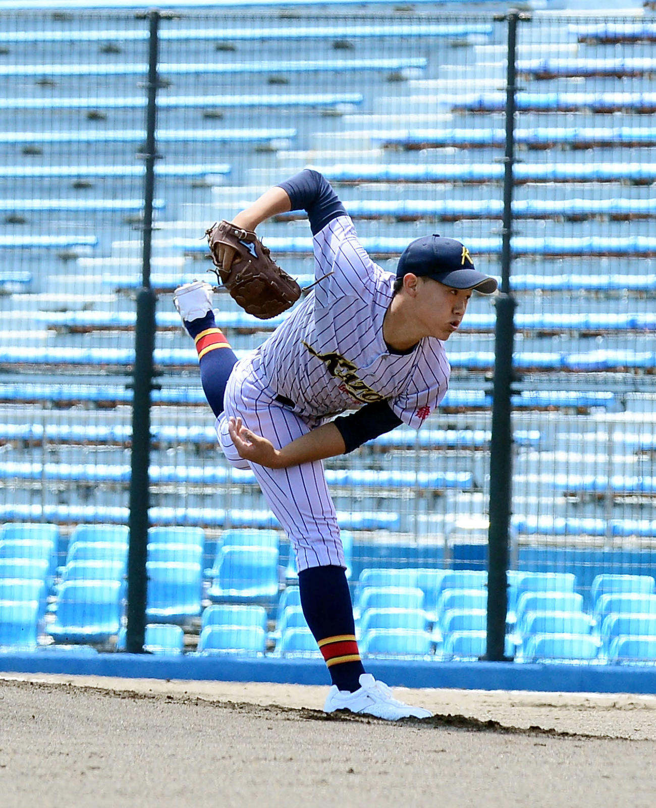 8回2／3 6失点の加藤学園・吉川