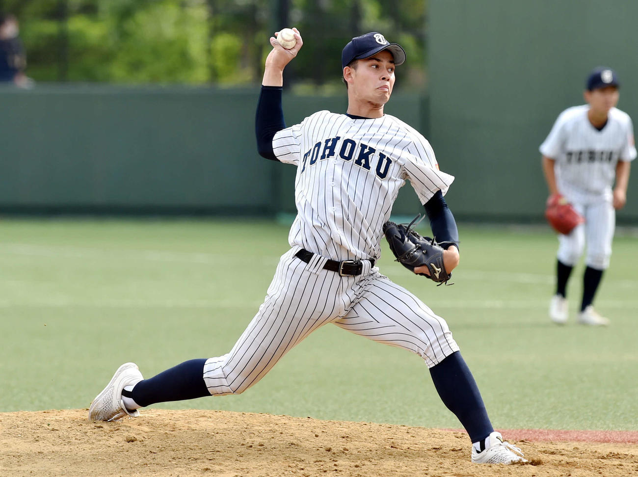 東北対仙台商　3番手で救援登板した東北・ハッブス（撮影・相沢孔志）