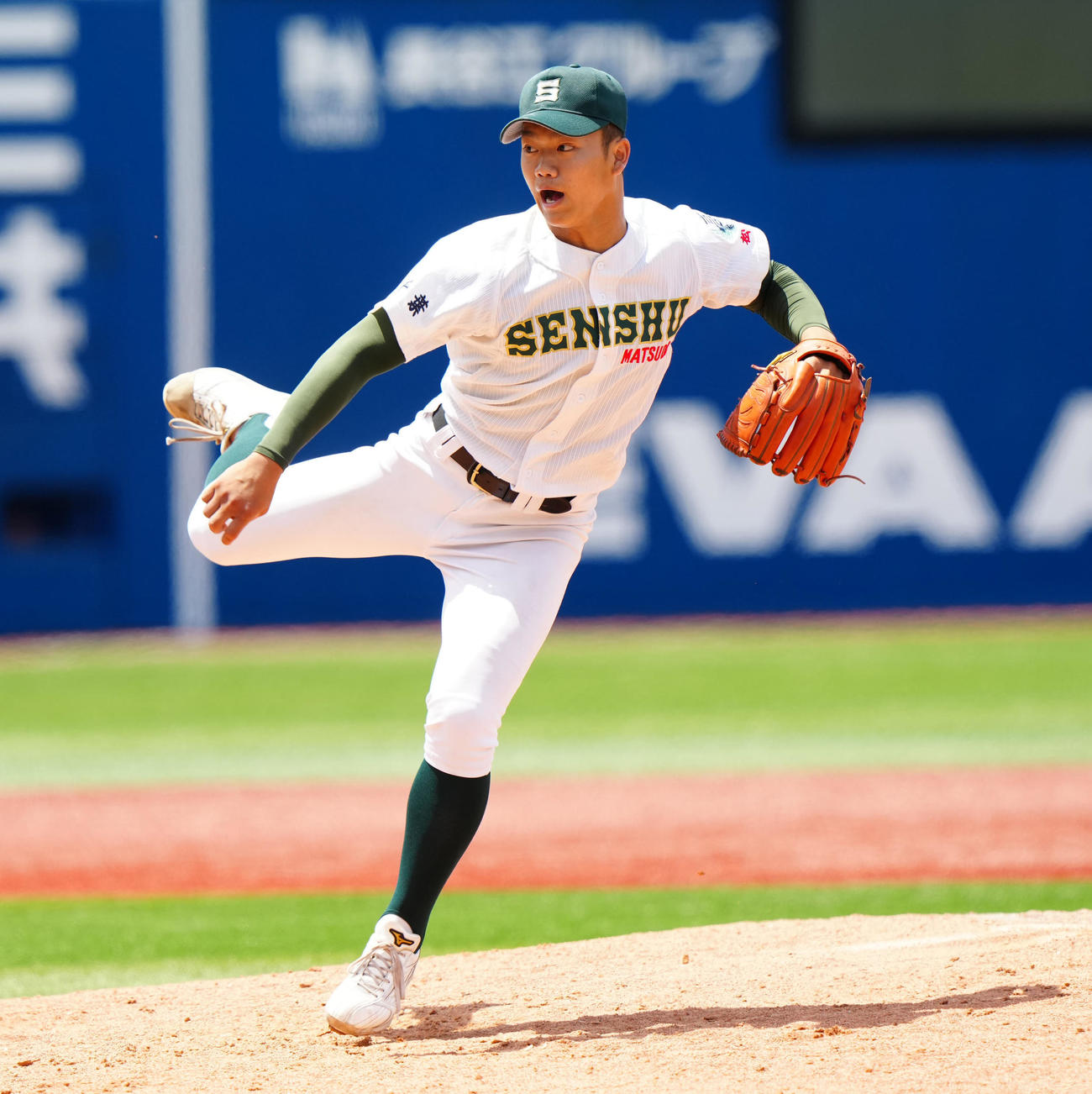 専大松戸対高崎健康福祉大高崎　専大松戸4番手の平野（撮影・江口和貴）