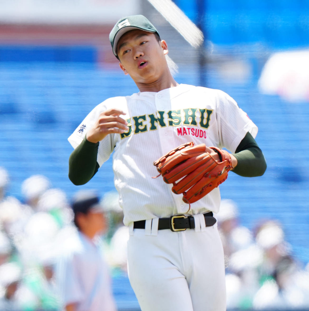 専大松戸対高崎健康福祉大高崎　8回裏高崎健康福祉大高崎2死一、二塁、半田に2点適時三塁打を浴びる平野（撮影・江口和貴）