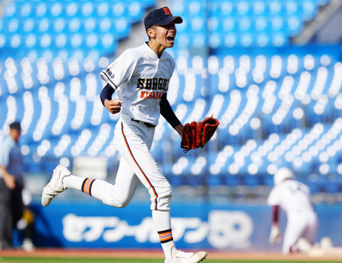 木更津総合が決勝進出 2年生エース石沢順平9回無失点「勝利に導ける