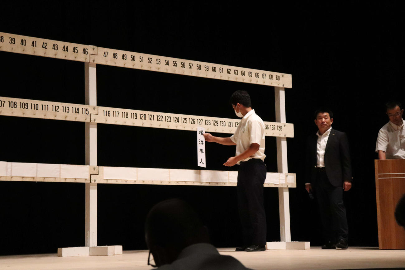 神奈川大会抽選第1シードの横浜隼人・菊地主将（3年）（撮影・佐瀬百合子）
