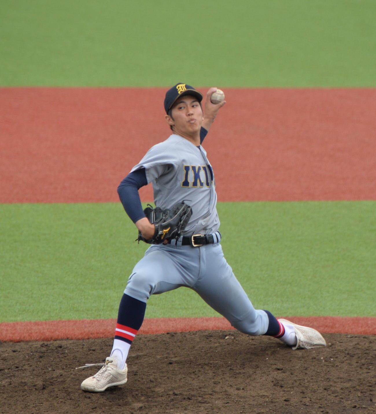 八戸学院光星対仙台育英　4番手で登板した仙台育英・仁田（撮影・濱本神威）