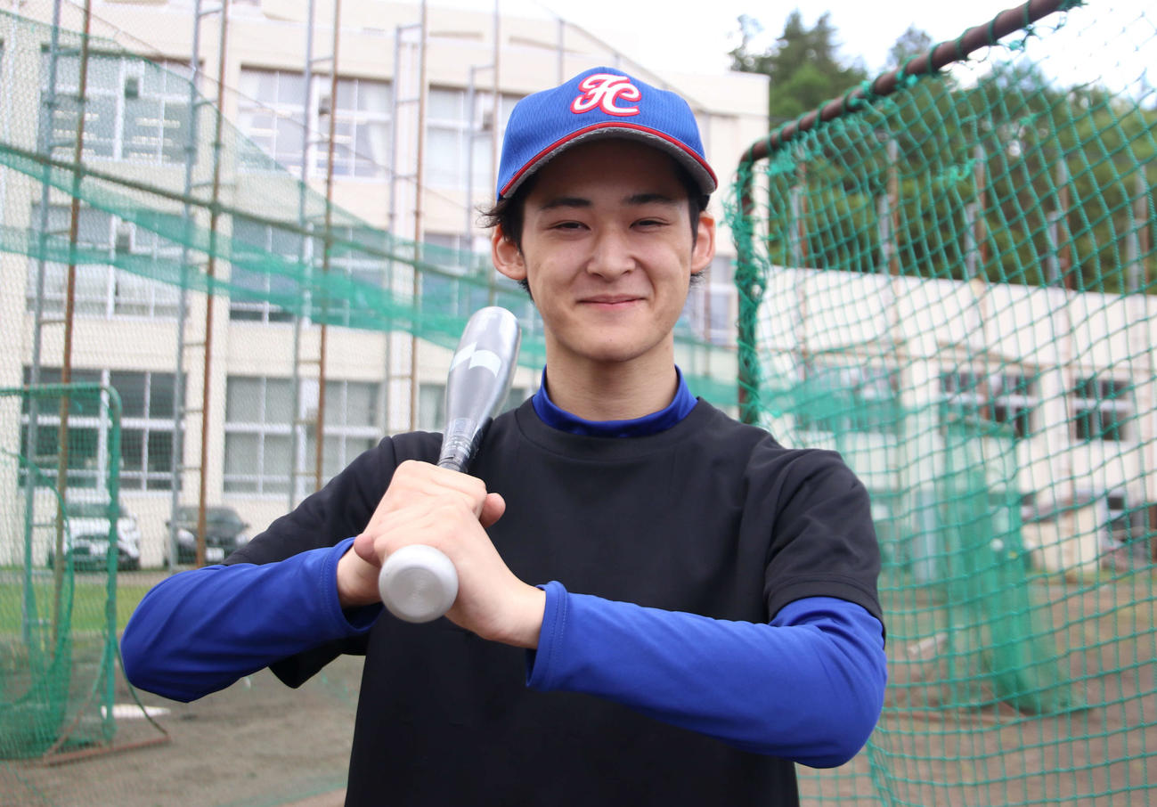 助っ人として夏の大会に挑む小樽未来創造・高橋龍（撮影・山崎純一）