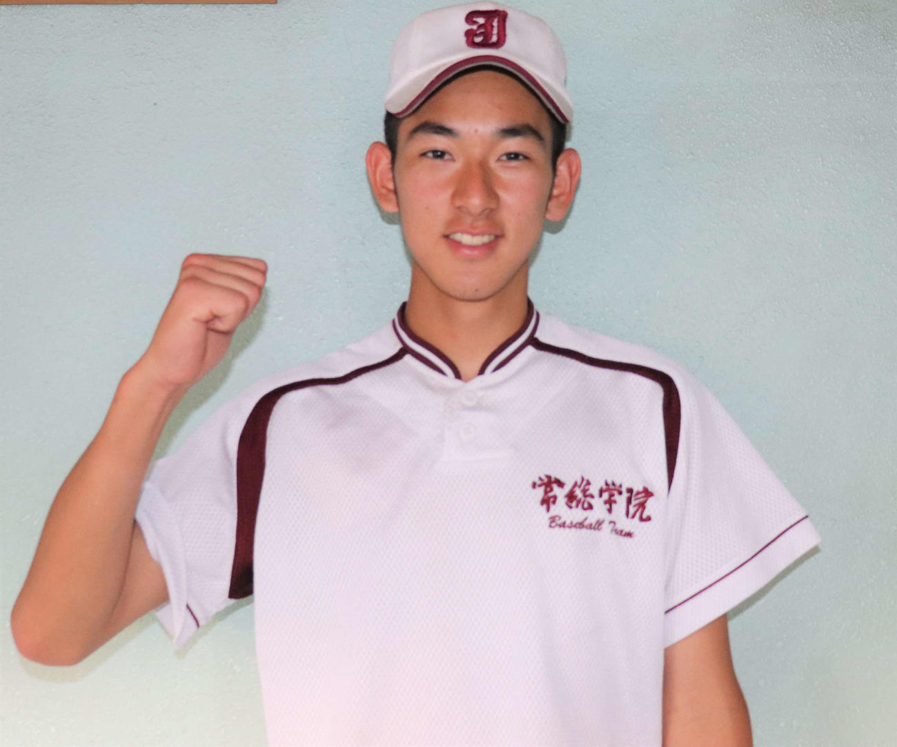 常総学院対浦和学院　試合後ガッツポーズを見せる飯塚（撮影・村山玄）