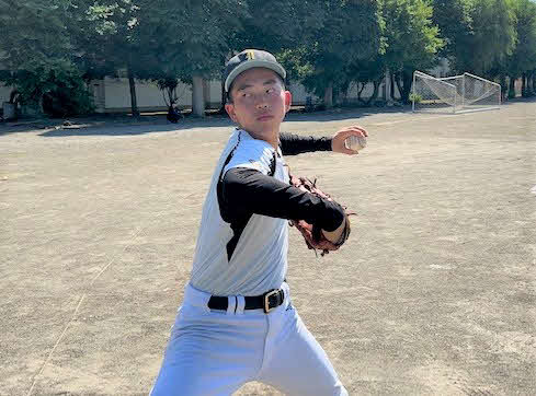 チームを春夏連続の甲子園に導くエースの藤巻翔太投手（撮影・黒須亮）