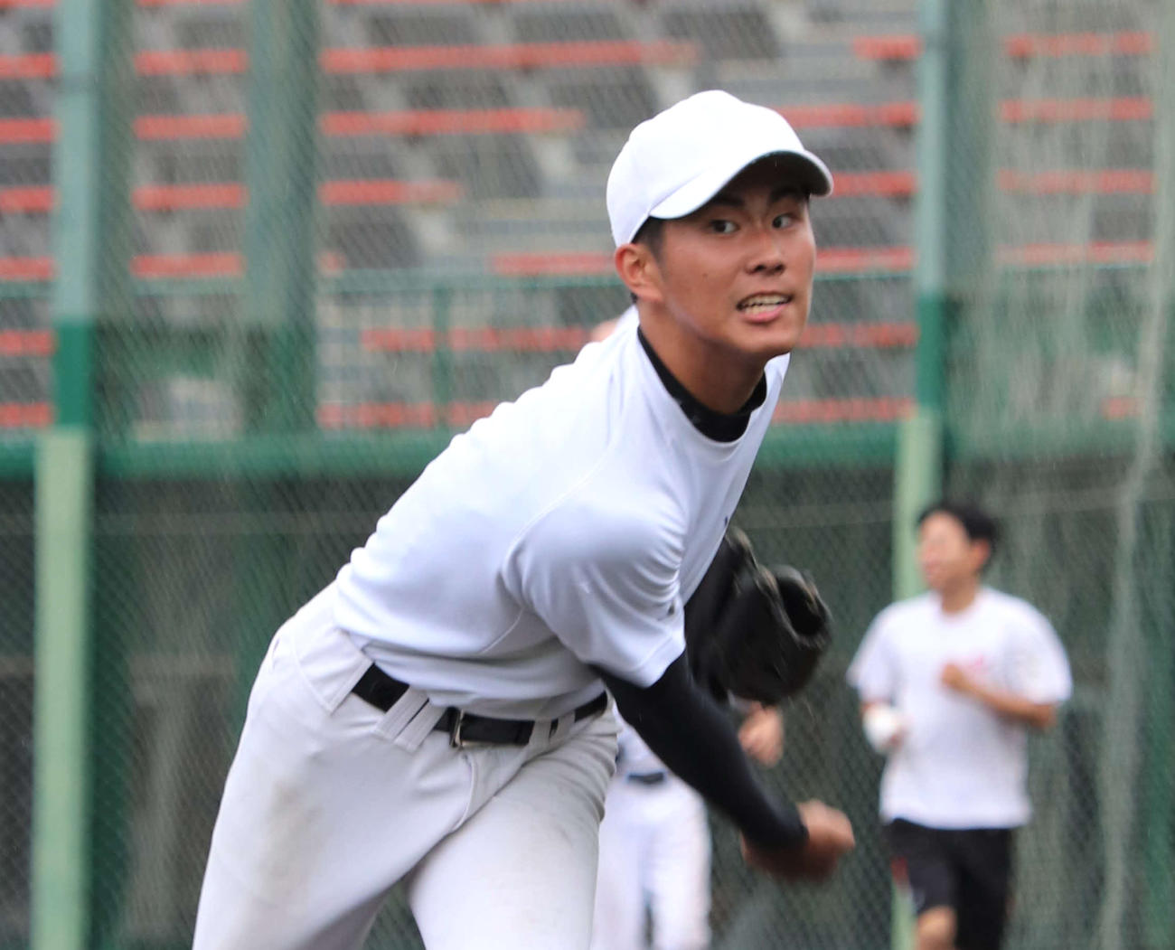 大阪府で春に唯一の公立校ベスト16を果たした八尾のエース西川（撮影・中島麗）
