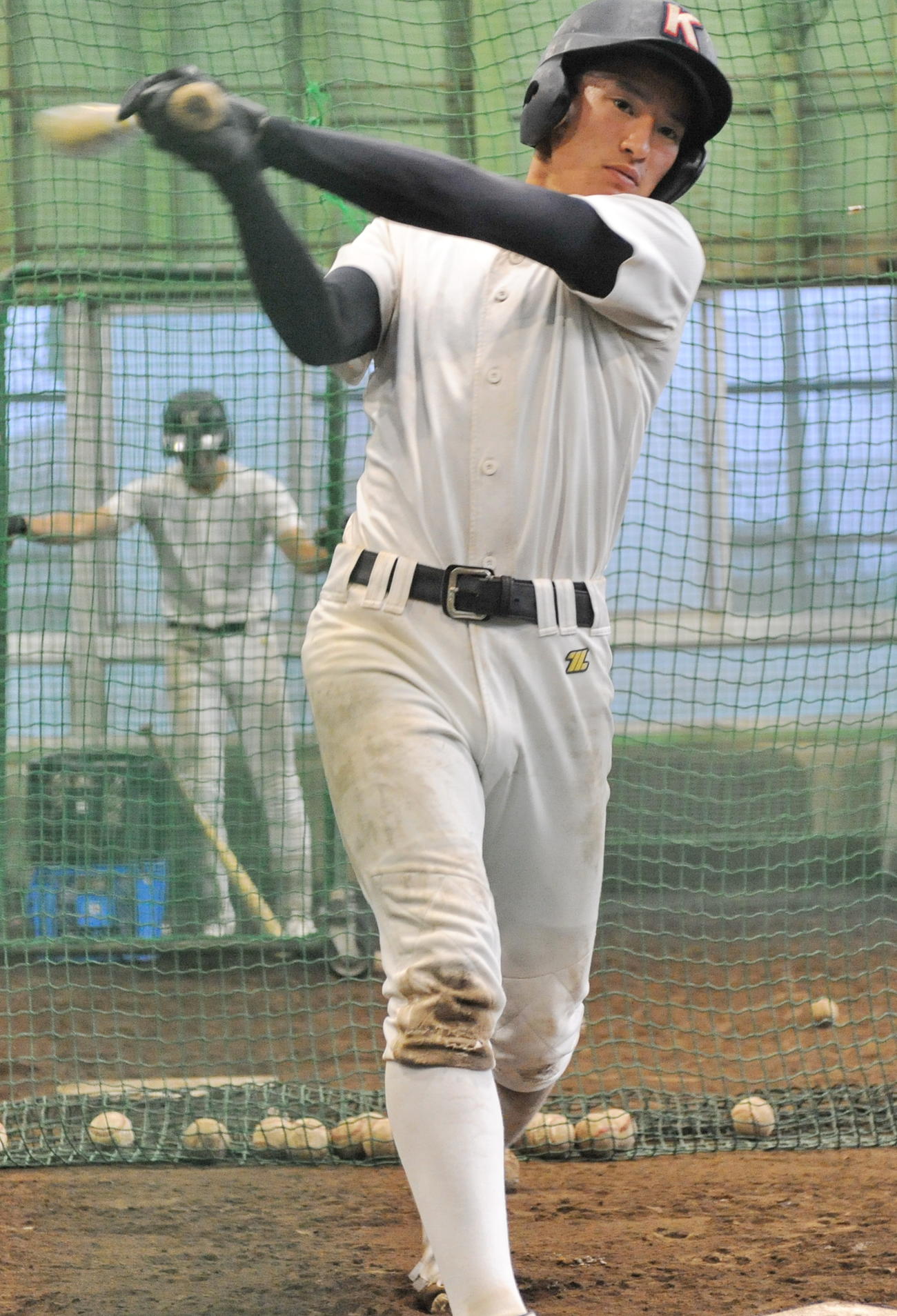 打撃練習に励む掛川西・小原光