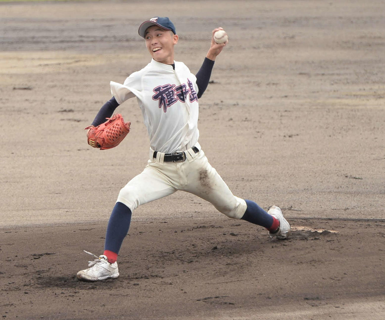 加治木対種子島　先発した種子島・沖田（撮影・佐藤究）