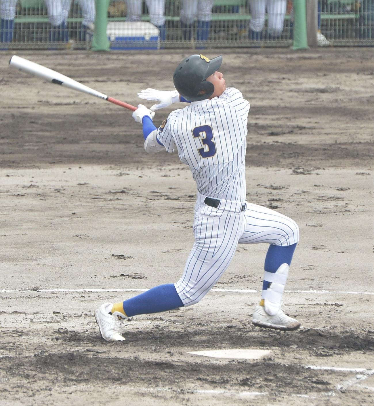 加治木工対鹿児島城西　プロ注目の鹿児島城西・明瀬（撮影・佐藤究）