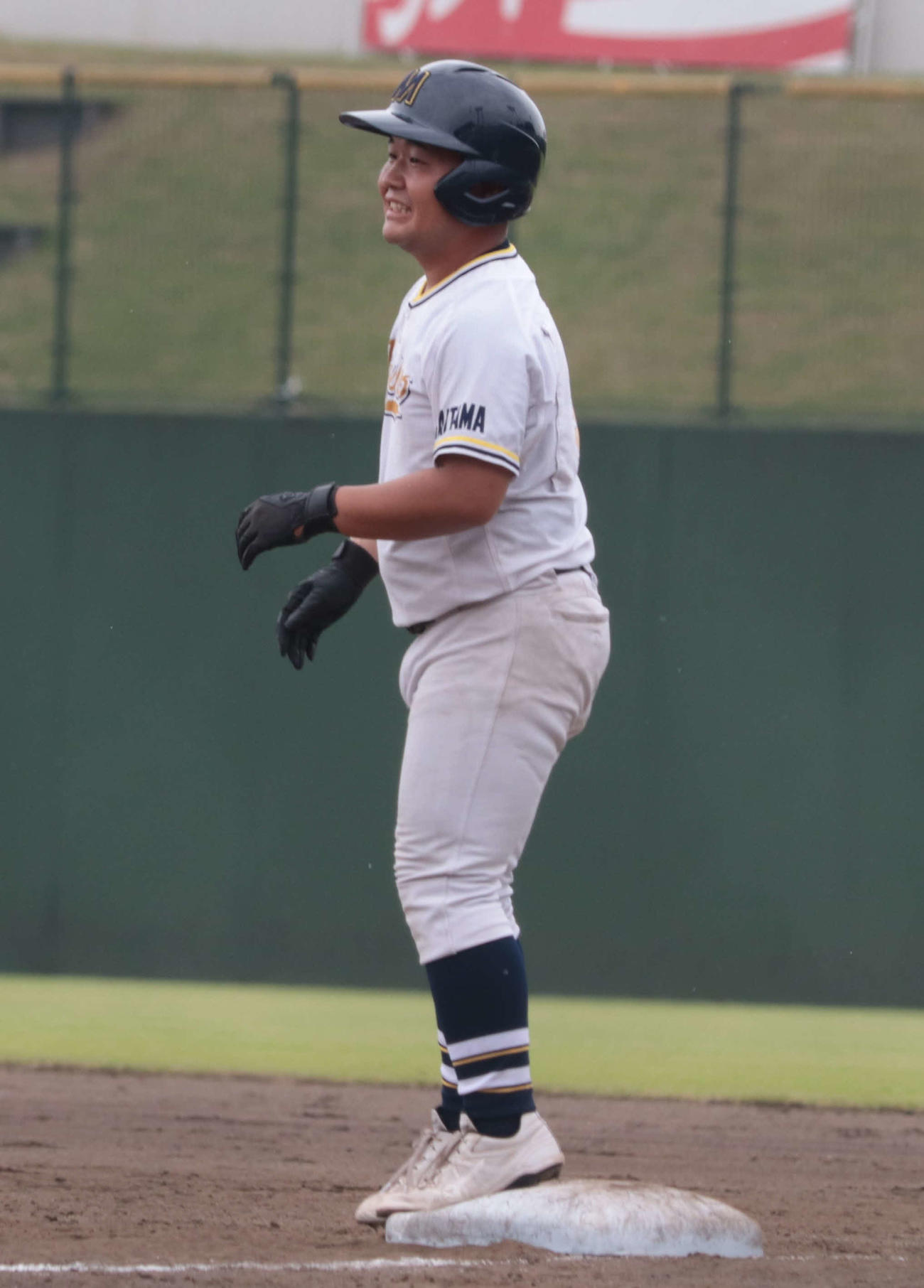 5回に右前適時打を放った宮代・金子竣内野手（3年）（撮影・佐瀬百合子）