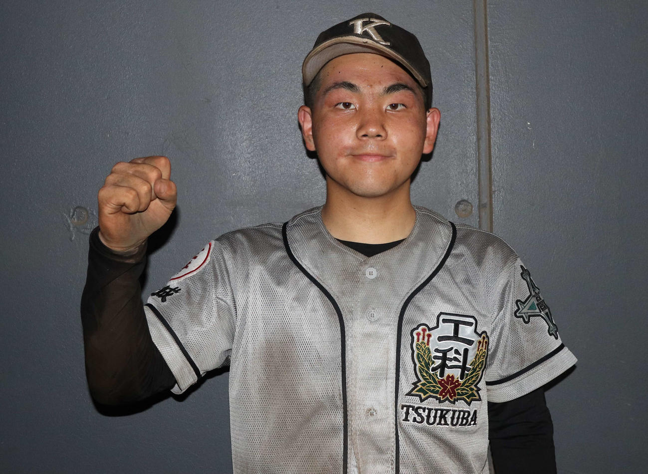 試合後ガッツポーズを見せるつくば工科・つくばサイエンス・横嶋（撮影・村山玄）