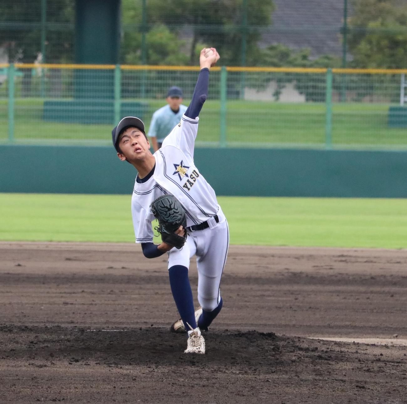 彦根東対野洲　野洲先発の松浦誓人投手（3年）（撮影・林亮佑）＝2023年7月10日、HPLベースボールパーク