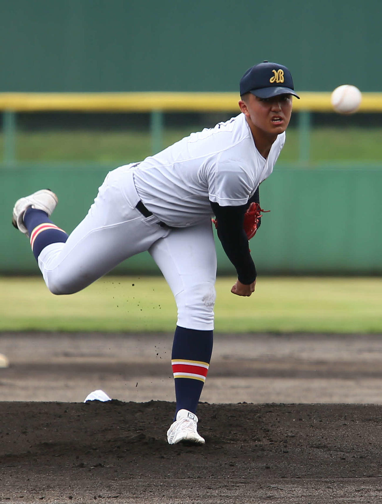小出対日本文理　日本文理の先発高橋は3回を内野安打1、7奪三振の快投