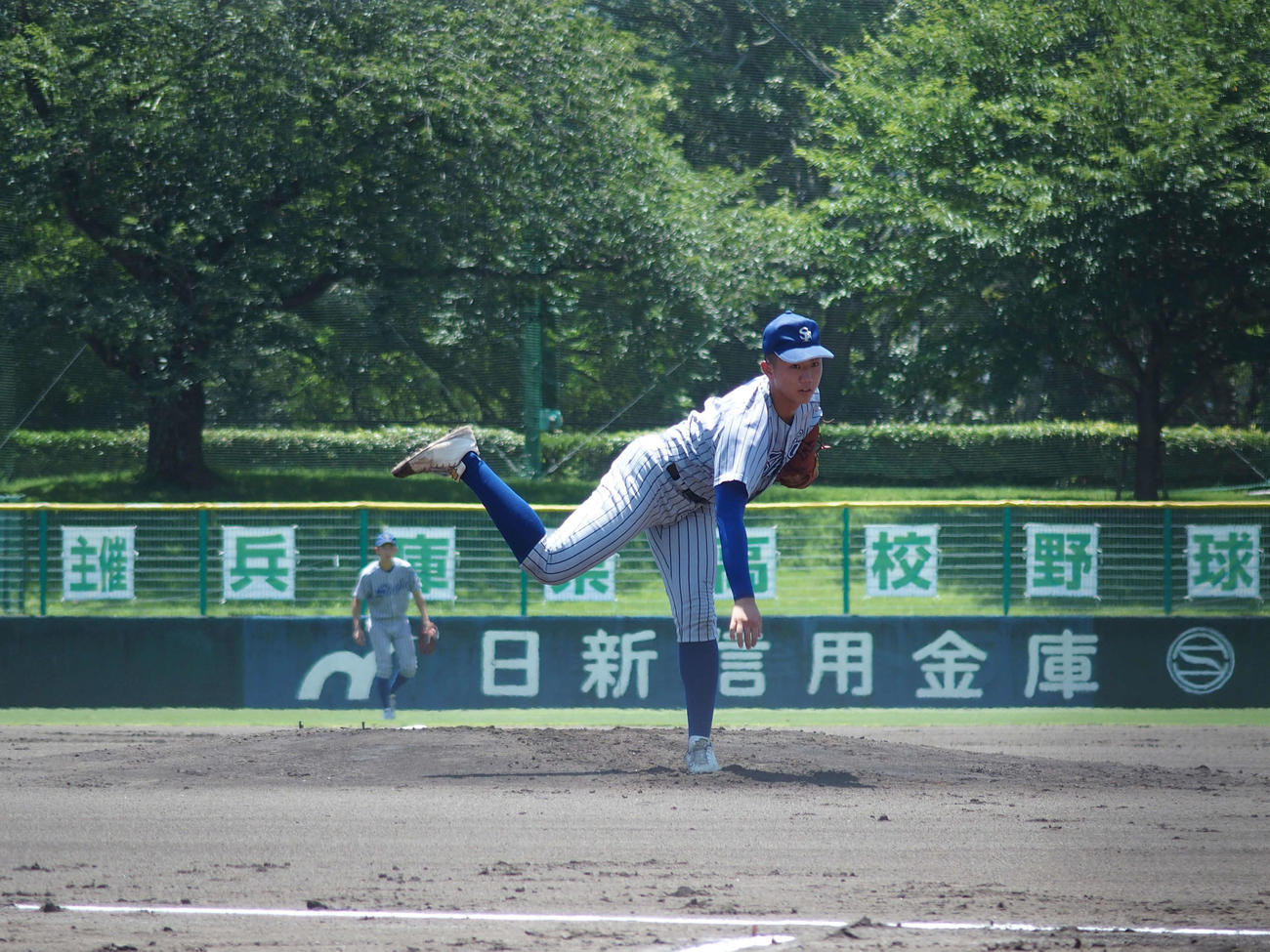 須磨翔風対姫路商で先発した須磨翔風・槙野遙斗投手（撮影・永田淳）