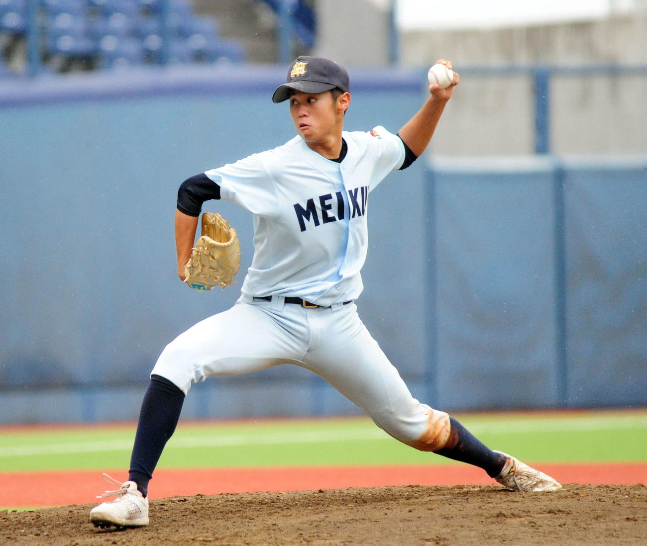 十総・塩沢対新潟明訓　新潟明訓の先発・和田は、3回を無安打無失点と好投