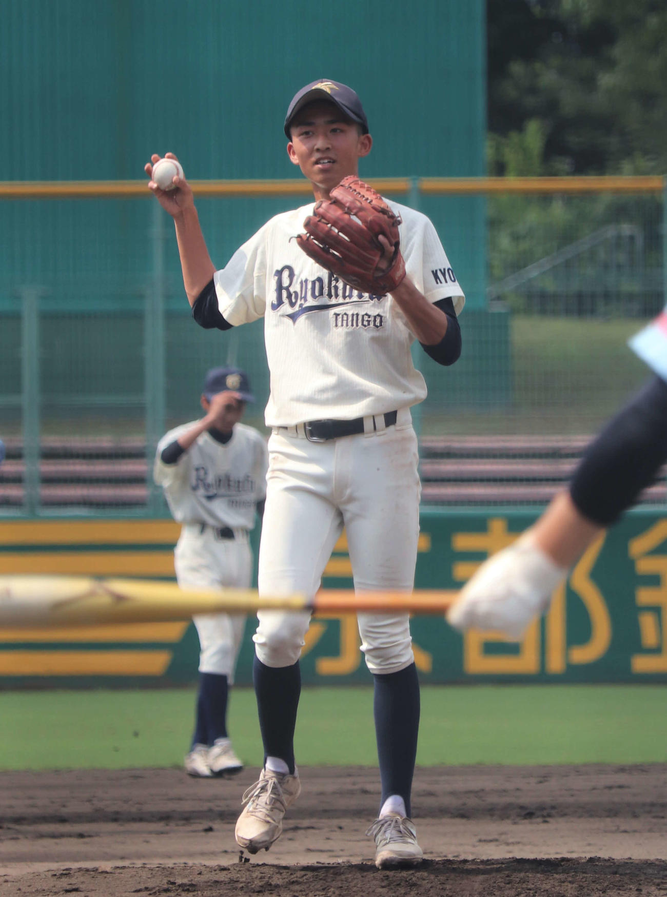 丹後緑風対京都工　丹後緑風の主将で2度マウンドに上がった主将の井藤己純（きずな、3年）（撮影・中島麗）