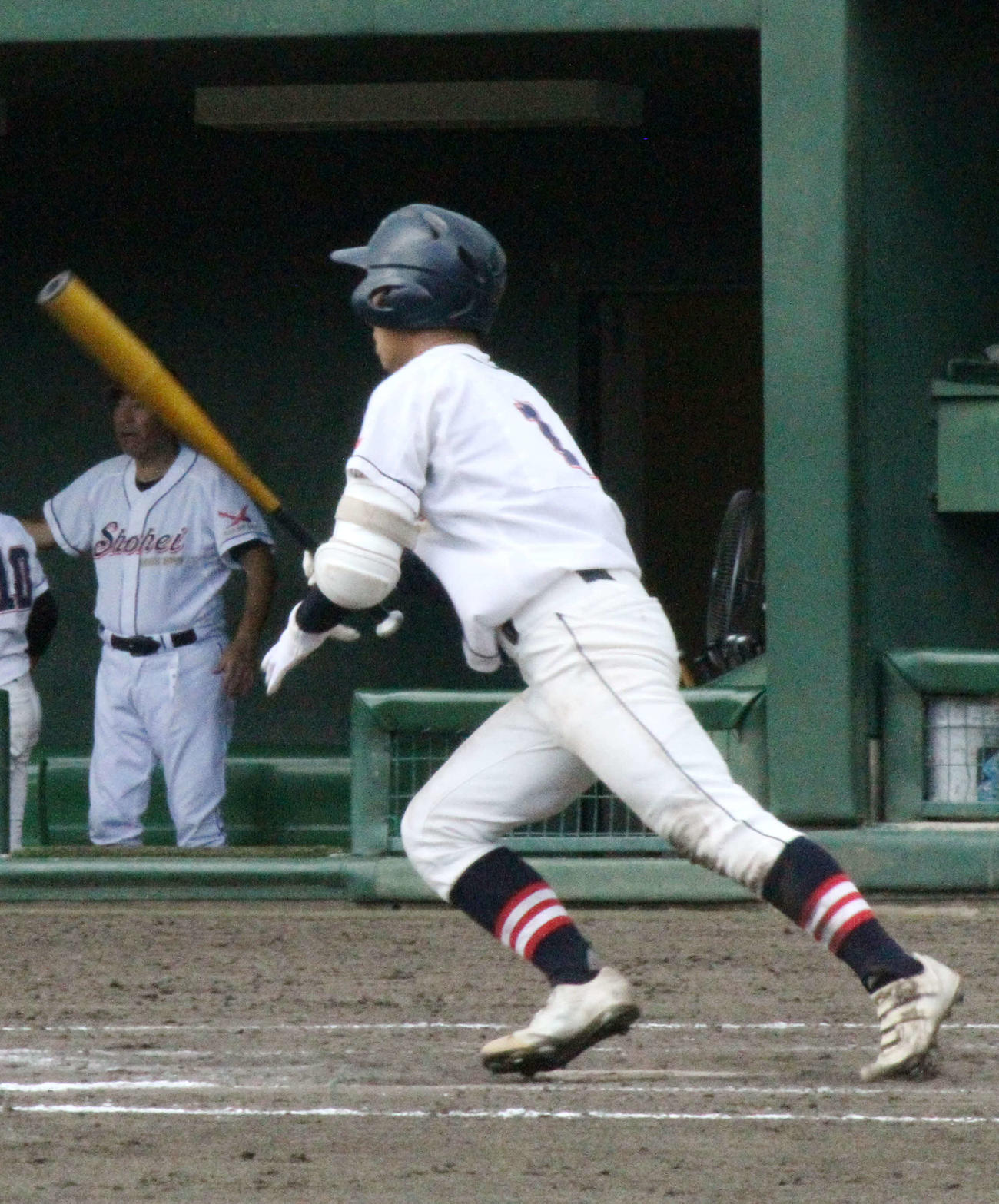 東日本大昌平対福島明成　5回裏、2死一塁で、コールドゲーム決勝打を放つ東日本大昌平・塚本（撮影・木村有優）