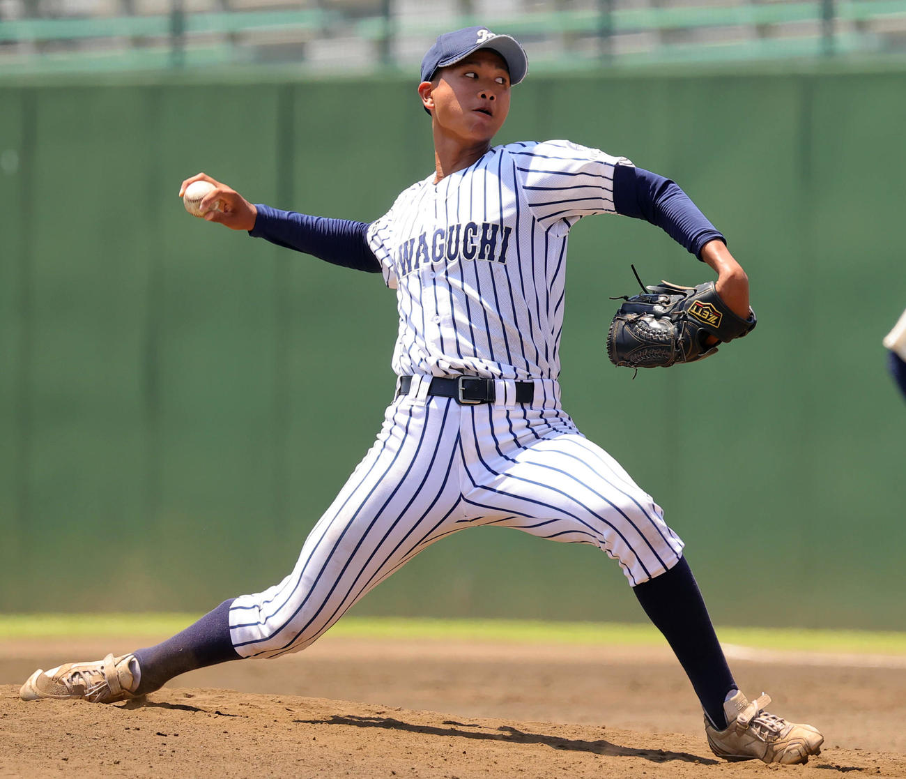 上尾対川口市立　力投する川口市立・宇田川（撮影・野上伸悟）