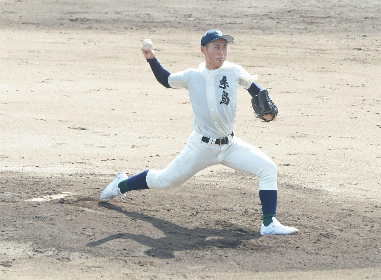 博多工対糸島　先発した糸島・小金丸（撮影・佐藤究）