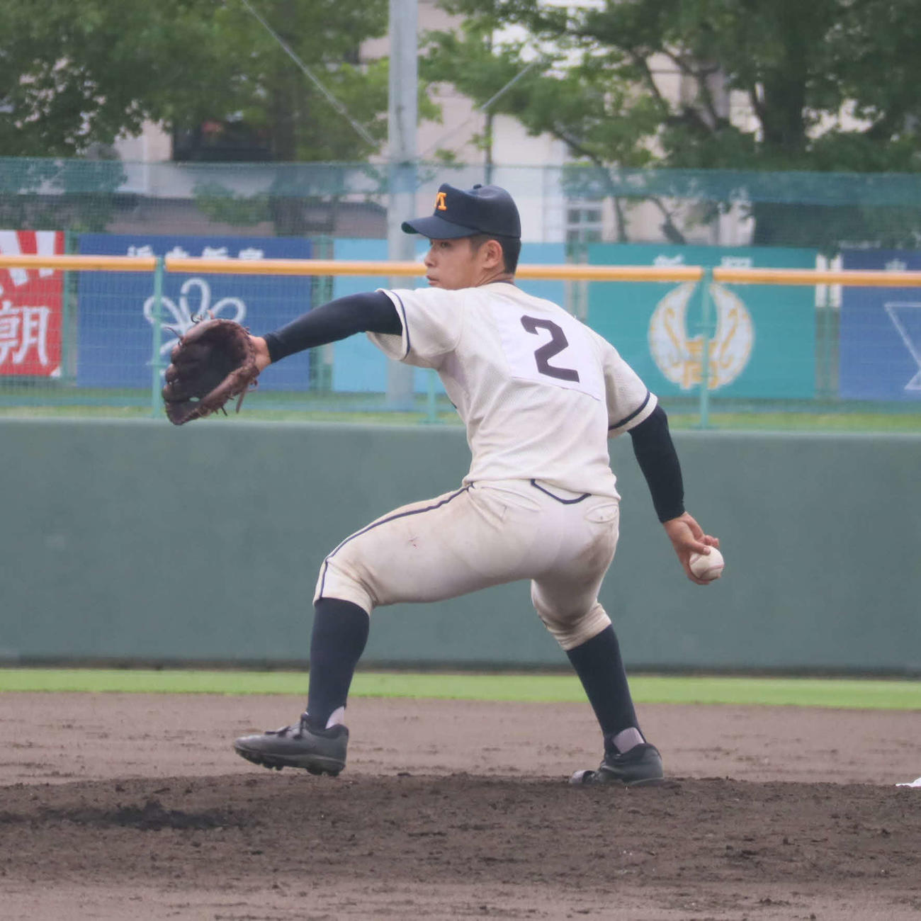 高校野球和歌山大会　箕島対南部　9回に登板する箕島・沢（撮影・村松万里子）