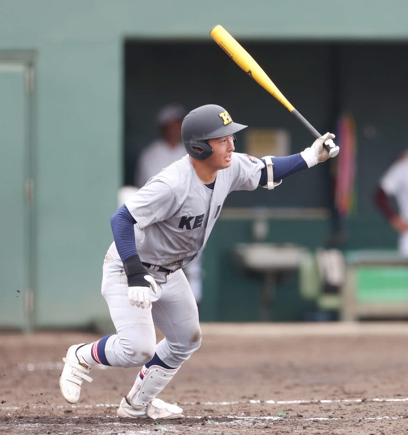 津久井浜対慶応　4回裏慶応無死二塁、遊ゴロに倒れる清原（撮影・宮地輝）