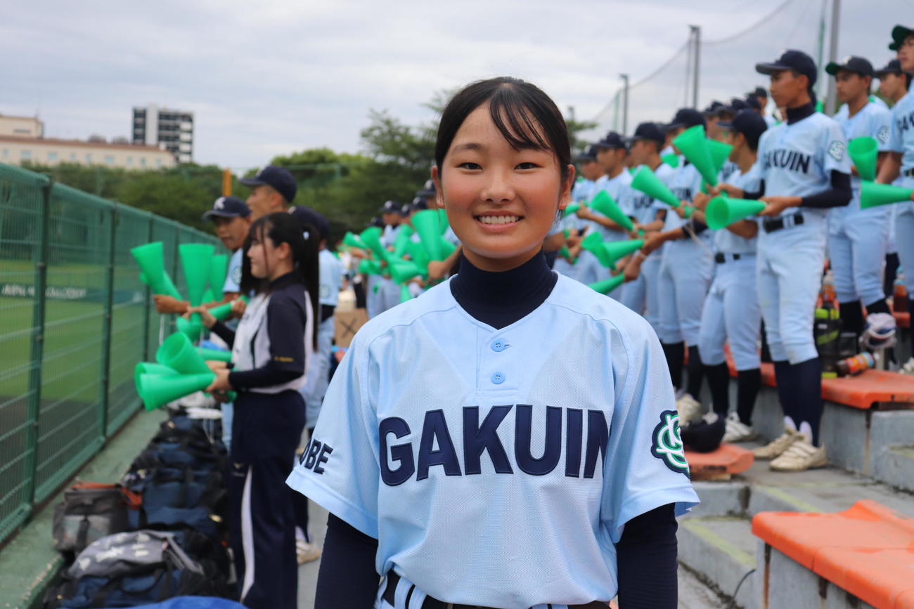 神戸学院大付対御影　神戸学院大付唯一の女子部員の鬼澤（撮影・松野奈音）