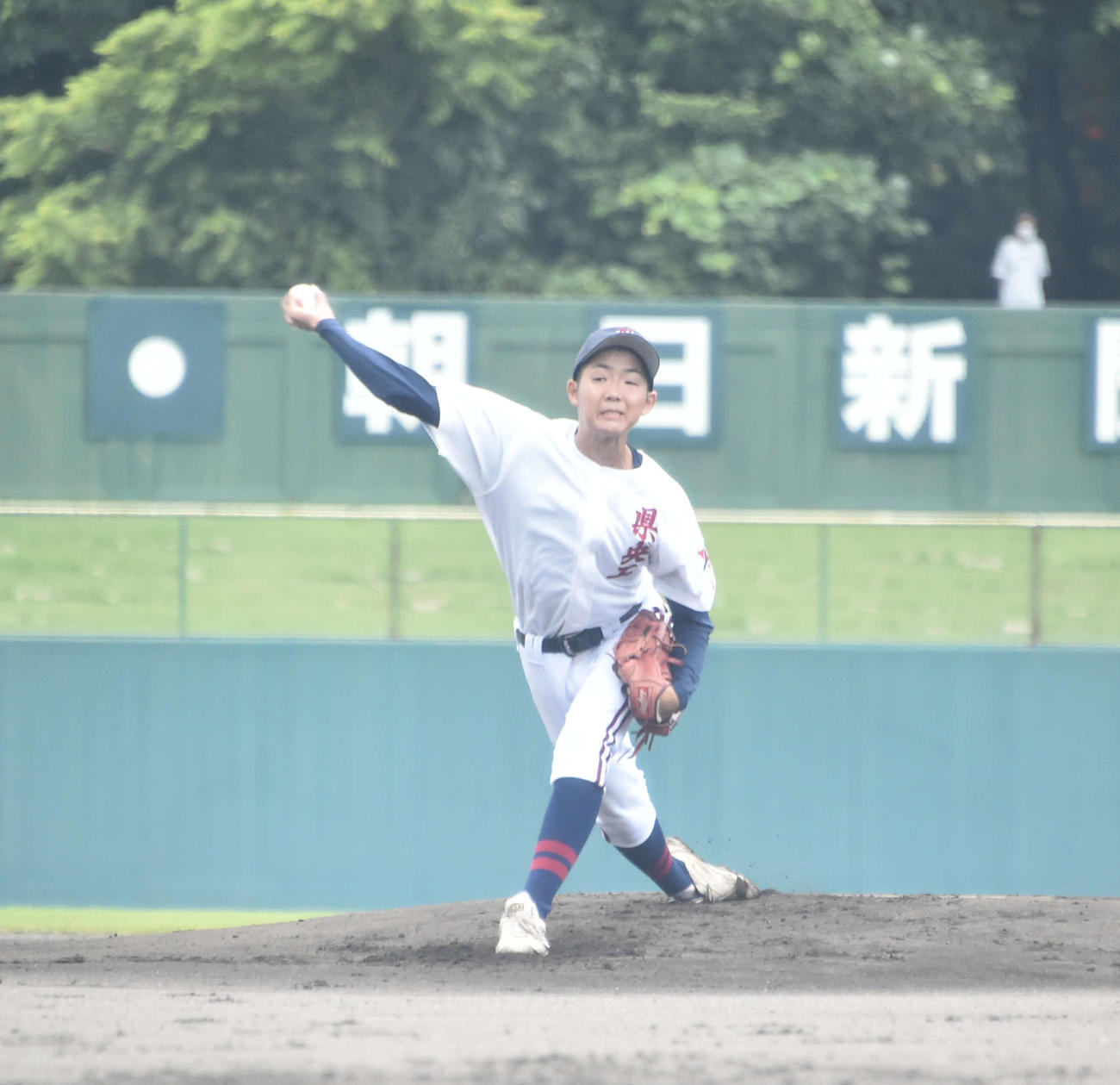 巻総合対新潟県央工　7回を3安打無失点、無四球に抑えた新潟県央工・先発の村井