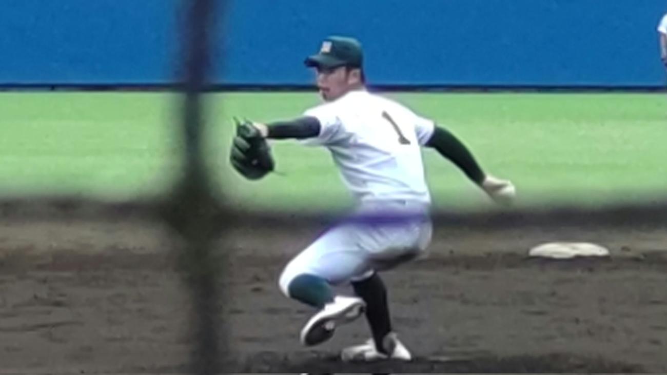 8回を3安打完封した専大松戸・平野大地（撮影・福田豊）