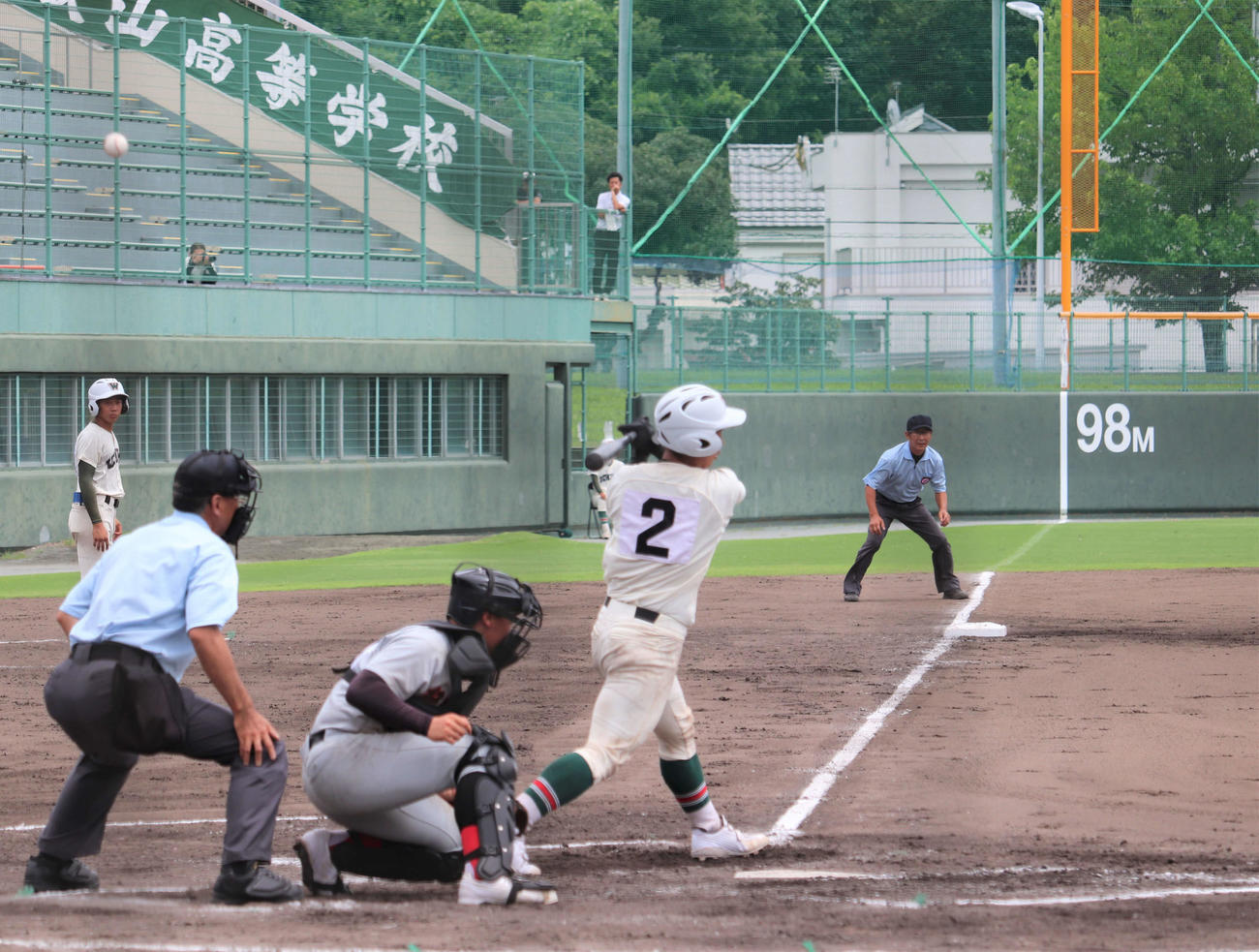 和歌山大会　紀北工対市和歌山　7回に市和歌山の麹家桜介捕手（2年）が勝ち越しの適時打を放つ（撮影・中島麗）