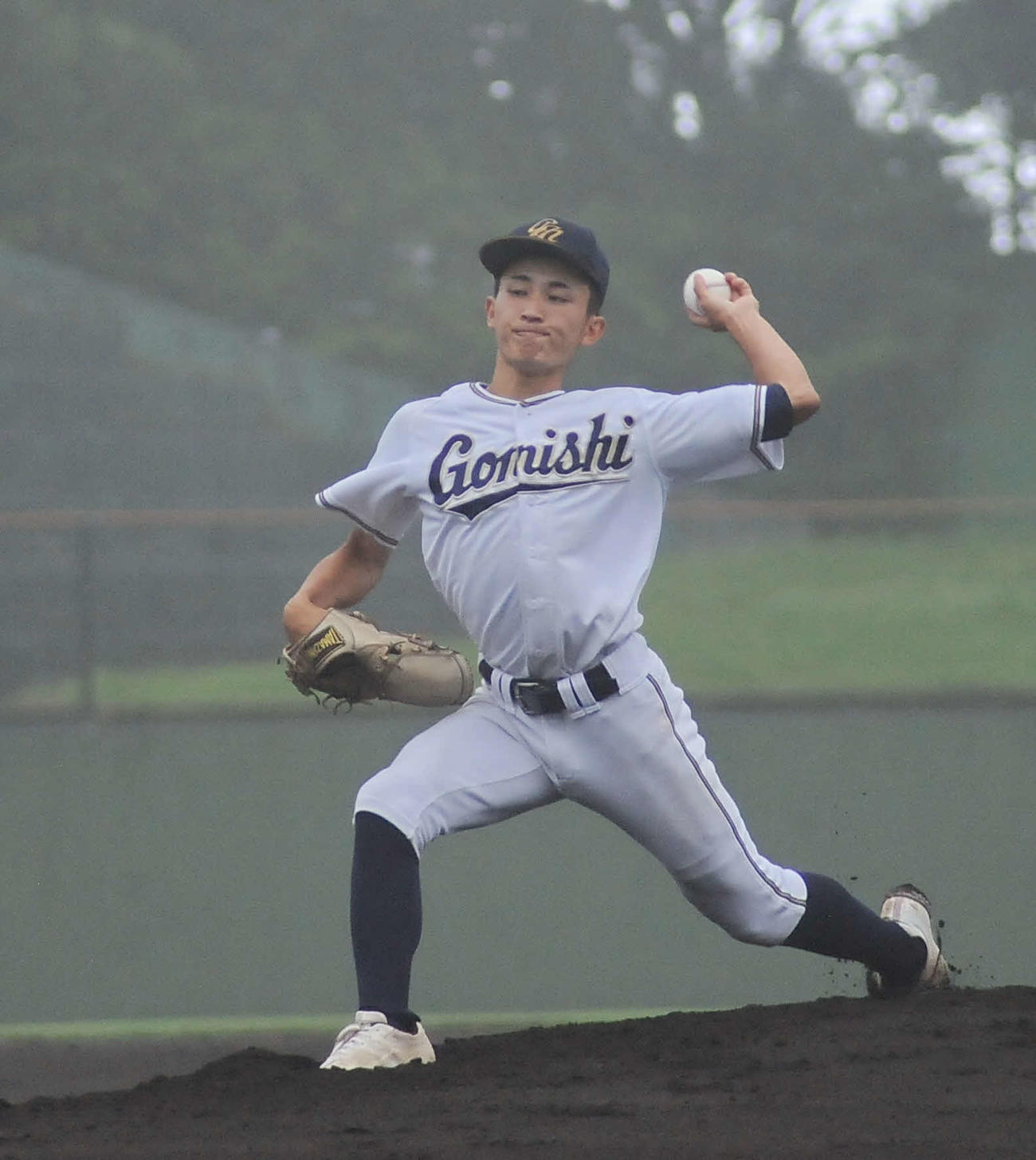 9回4安打2四死球11奪三振で完封した御殿場西の竹上