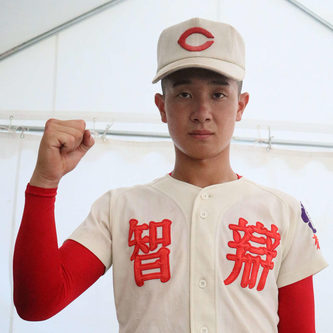 高校野球奈良大会　智弁学園対香芝　香芝戦で2安打3打点と活躍した中山（撮影・村松万里子）