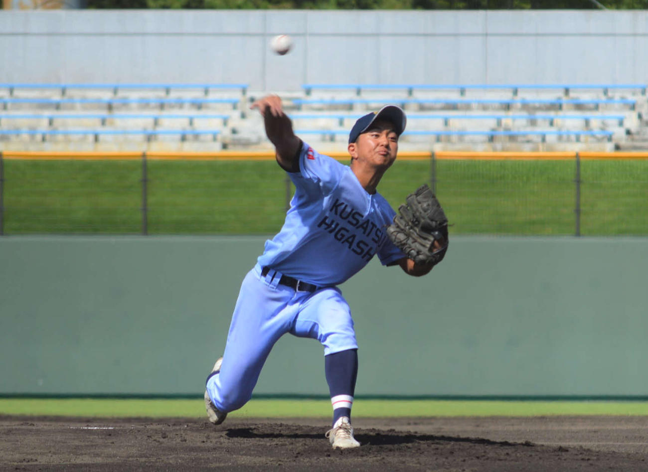先発した草津東・山口佳悟（撮影・藤本真育）