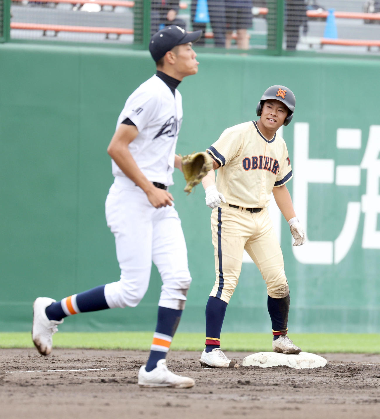 帯広農対旭川永嶺　3回表帯広農1死二塁、森本は適時三塁打を放つ（撮影・佐藤翔太）
