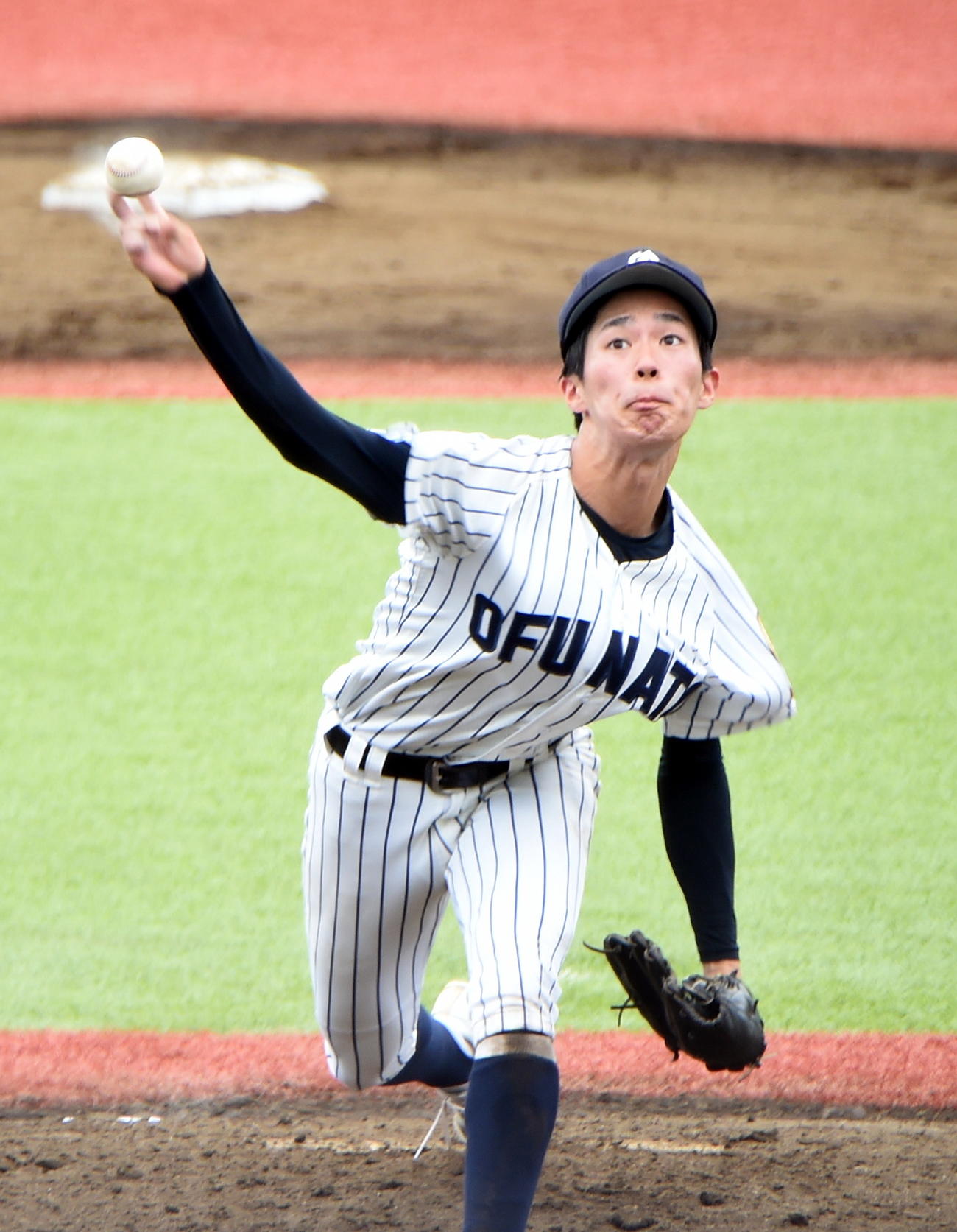 大船渡対盛岡農　3番手で登板し1回無失点に抑えた大船渡・佐々木怜（撮影・山田愛斗）