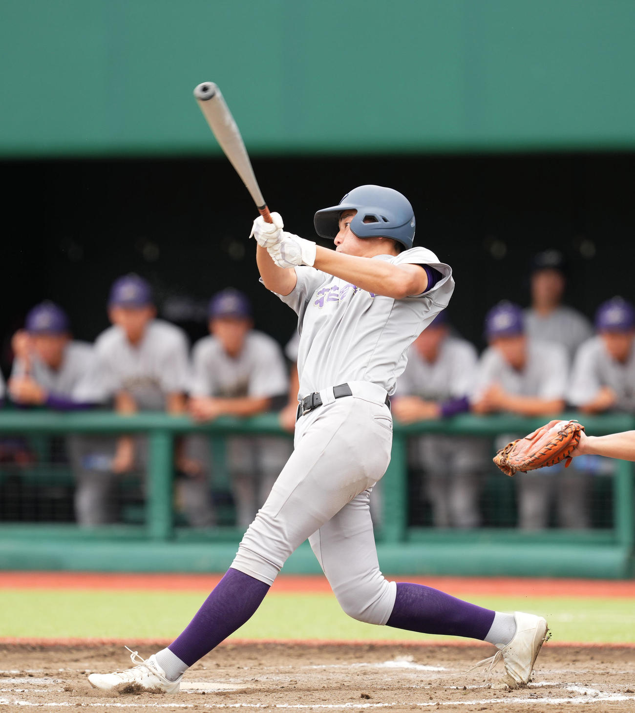 花巻東対水沢商　7回表花巻東無死一塁、同点の2点本塁打を放つ北條（撮影・菅敏）