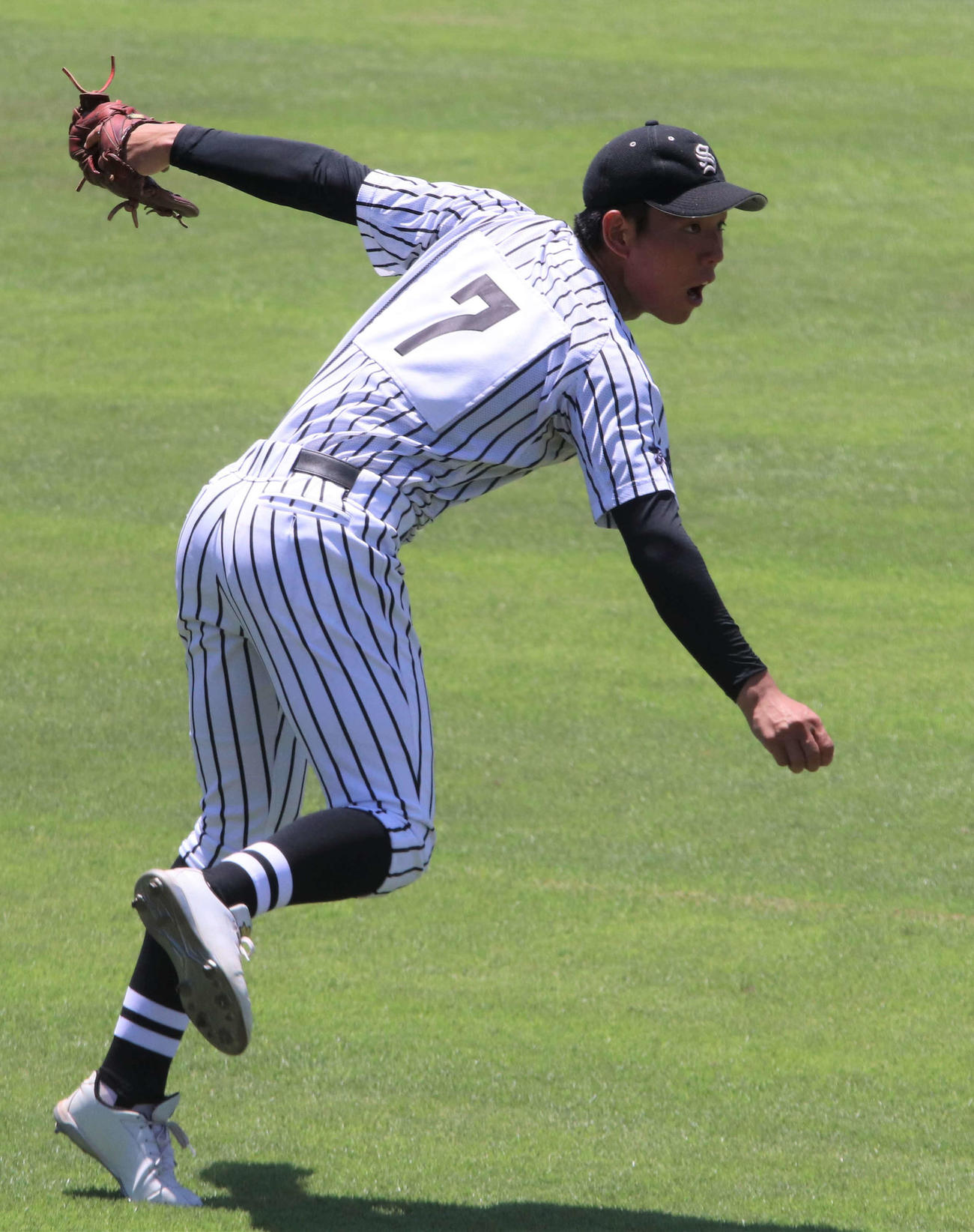 明秀学園日立対水城　左翼の守備に就く水城・駒柵（撮影・村山玄）