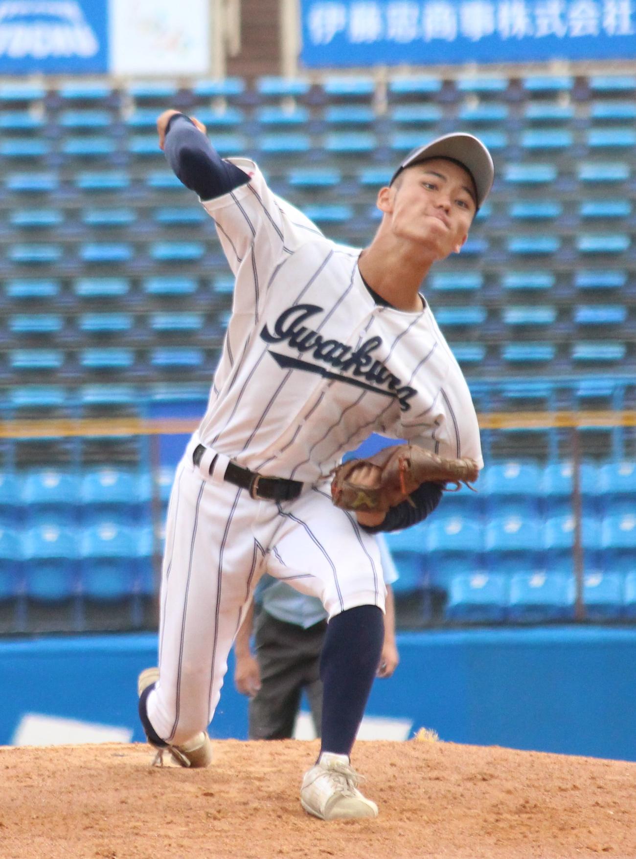 岩倉対帝京　先発し力投する岩倉・大野（撮影・保坂恭子）