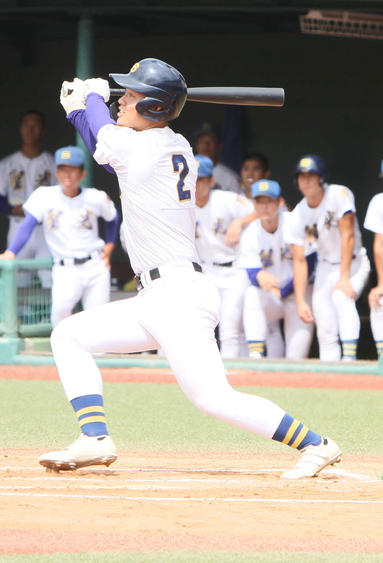 聖光学院対ふたば未来　4回無死二、三塁、右越えに2点適時三塁打を放つ聖光学院・杉山（撮影・木村有優）