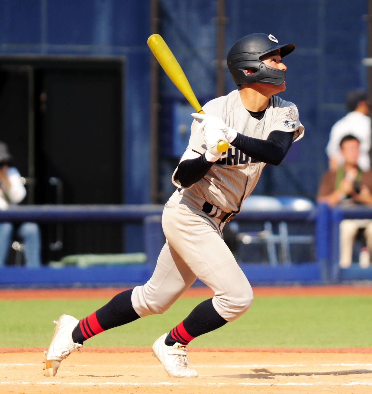 高田北城対中越　8回2死満塁でダメ押しの2点二塁打を放った中越・大矢