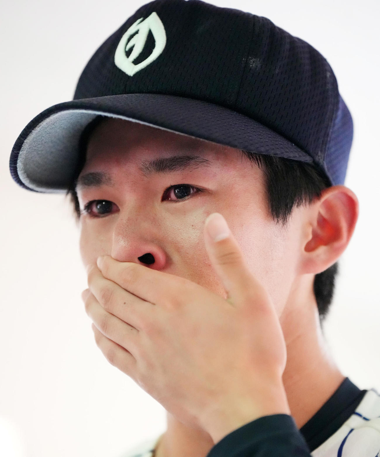 大船渡対盛岡一　盛岡一に敗れ、涙を流す大船渡・佐々木（撮影・菅敏）