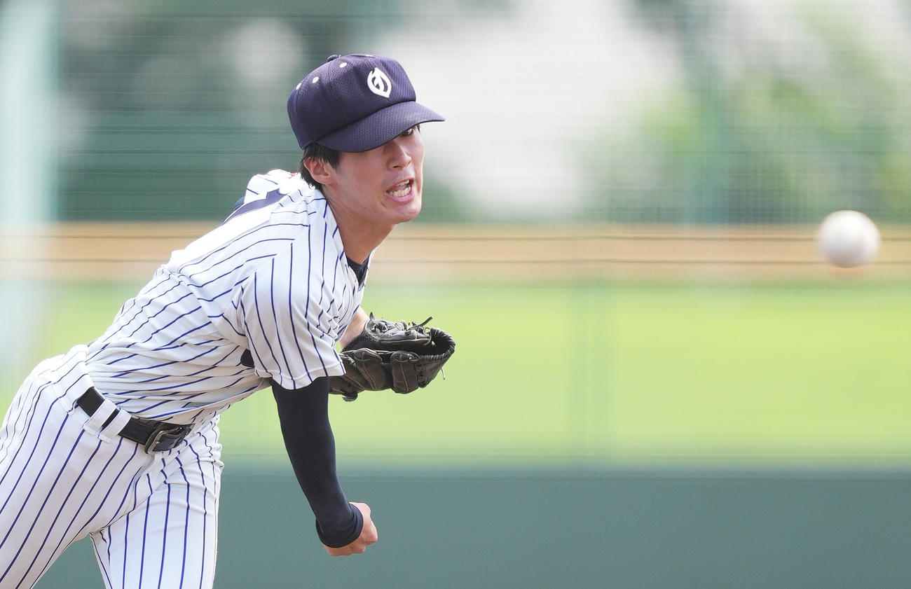 大船渡対盛岡一　大船渡先発の佐々木（撮影・菅敏）