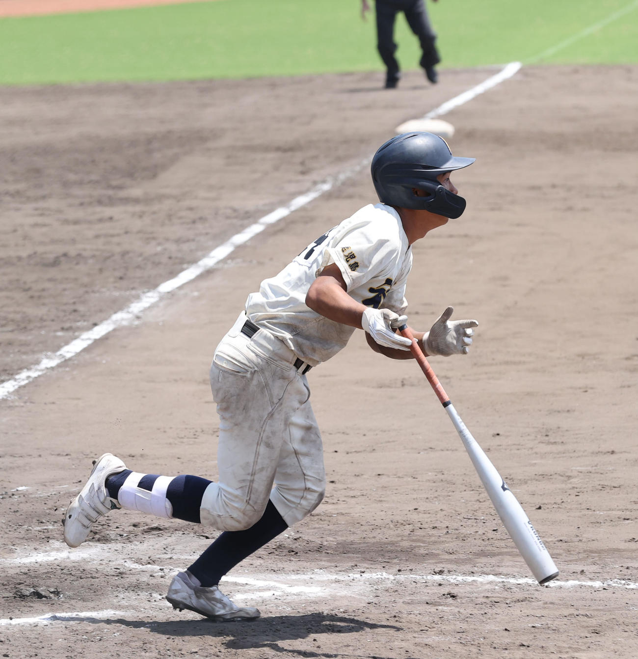 鹿屋中央対神村学園　延長10回裏神村学園1死一、二塁から岩下は右越えにサヨナラ本塁打を放つ（撮影・梅根麻紀）
