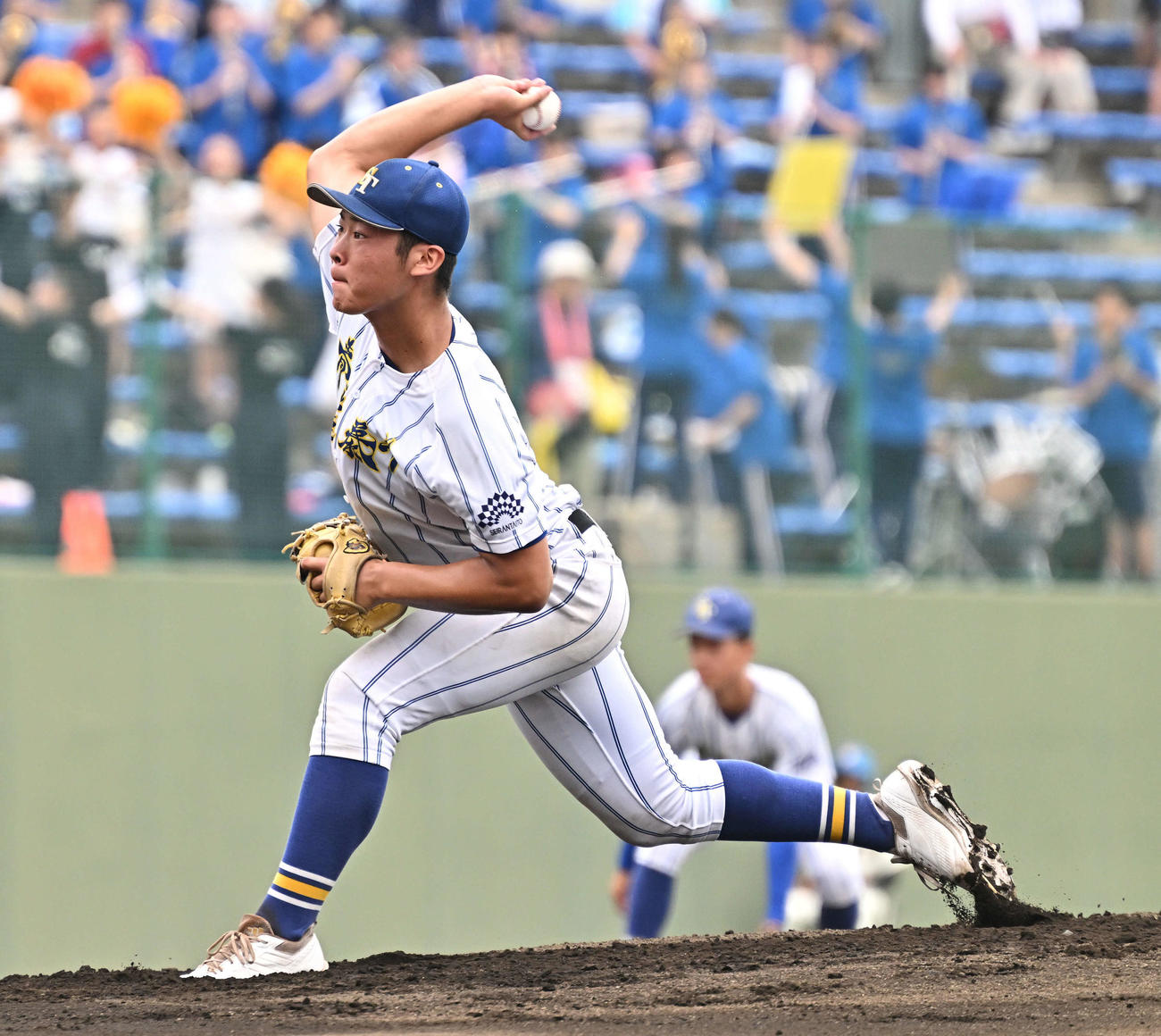 作新学院対青藍泰斗　青藍泰斗先発の長嶋（撮影・滝沢徹郎）