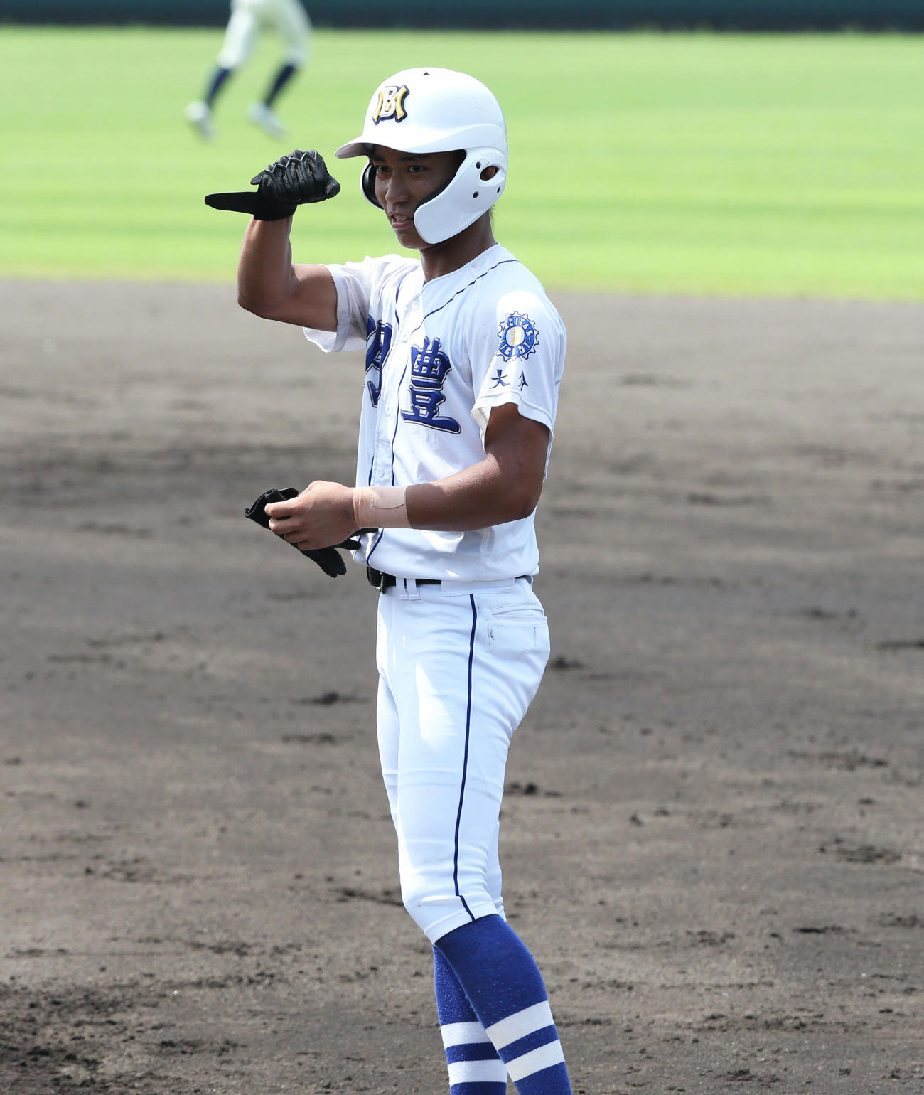大分商業対明豊　2回裏明豊無死満塁、高橋佑弥は先制適時打を放つ（撮影・冨田成美）