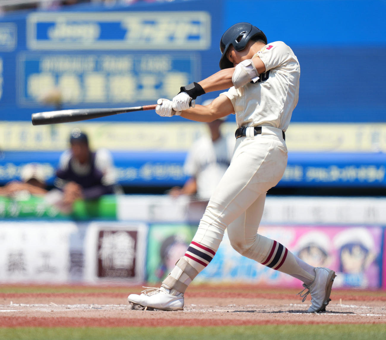 習志野対専大松戸　6回表習志野2死二、三塁、左2点適時打を放つ佐藤（撮影・鈴木みどり）
